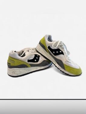 Saucony White Black Olive Sneakers with Speckled Midsole